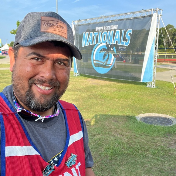 Meet your Posher, Jb - Picture 2 of 10